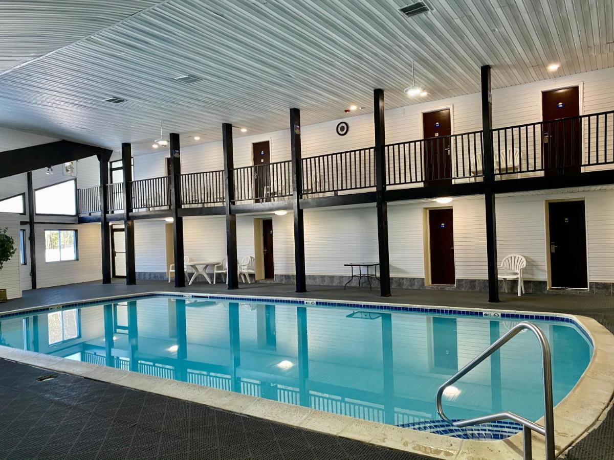 Days Inn By Wyndham Lincoln Exterior photo